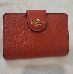 Coach Womens Leather Corner Zip Wallet